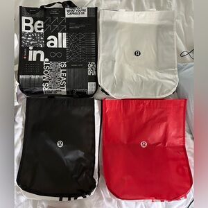 Set of 4 lululemon reusable shopper bags